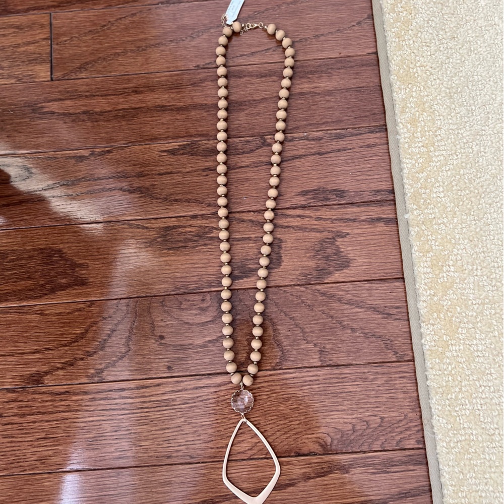 Boutique necklace